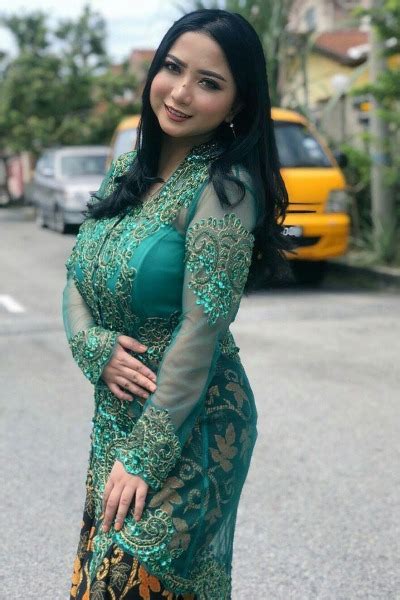 Indonesia Sedarah Porn Videos .